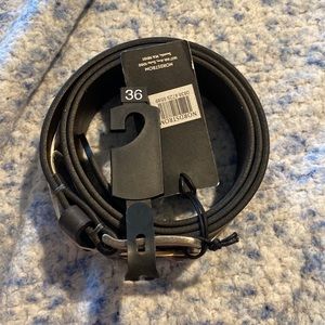 New mens leather belt. Size 36. Grey color with middle pattern